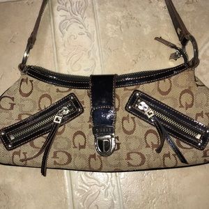 🔥WOW🔥Women’s Guess shoulder bag
